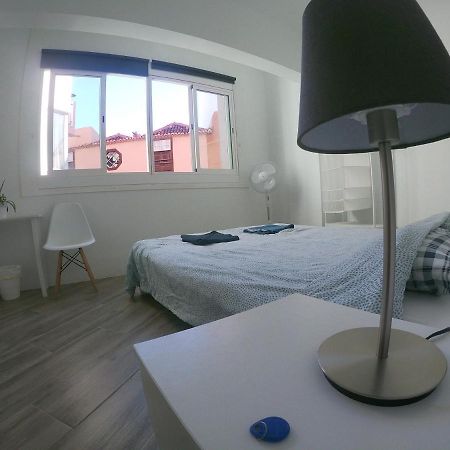 Room With Private Bathroom - Vivienda Vacacional Out Of Blue Santa Cruz de la Palma  Ngoại thất bức ảnh
