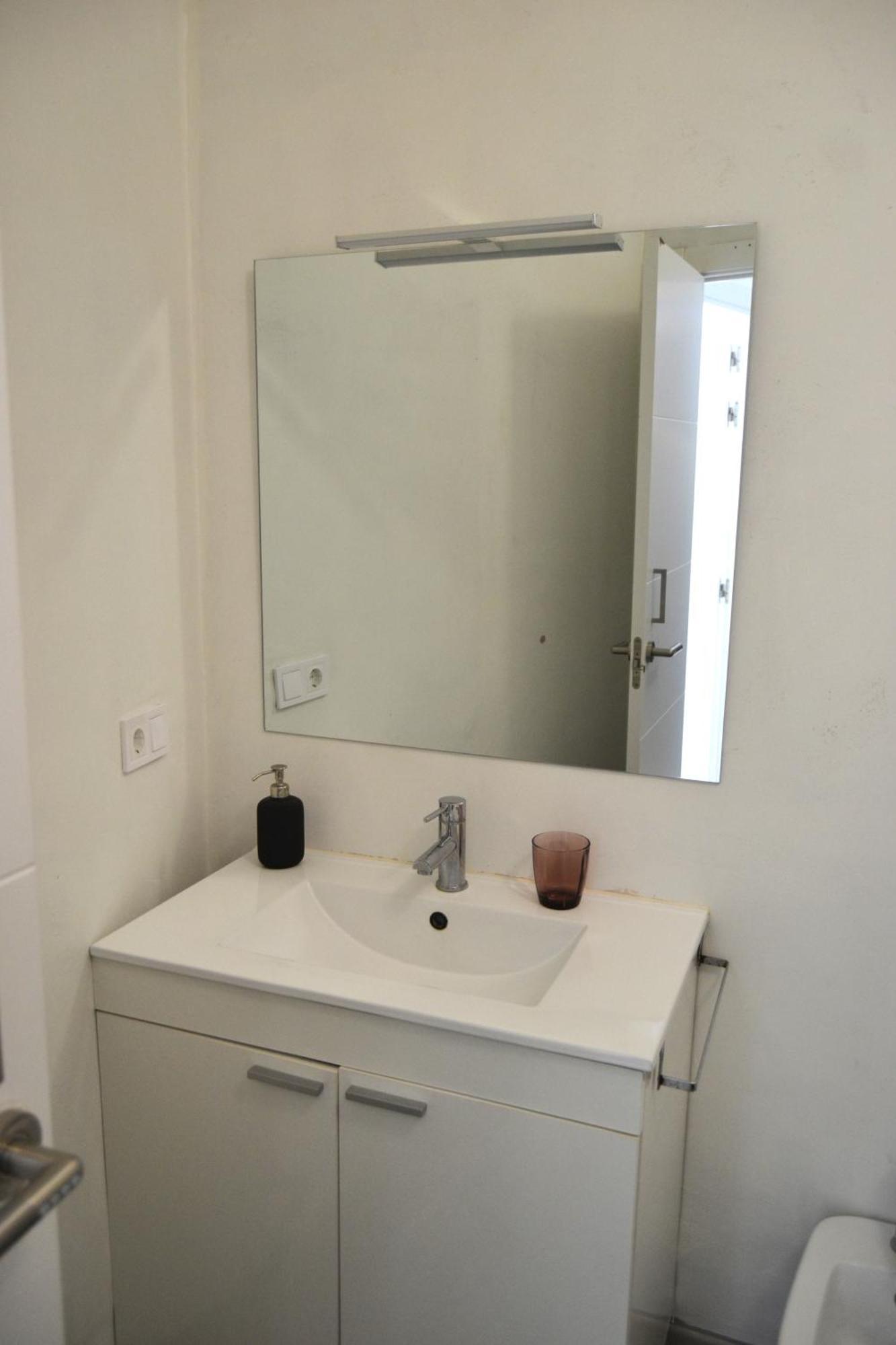 Room With Private Bathroom - Vivienda Vacacional Out Of Blue Santa Cruz de la Palma  Ngoại thất bức ảnh