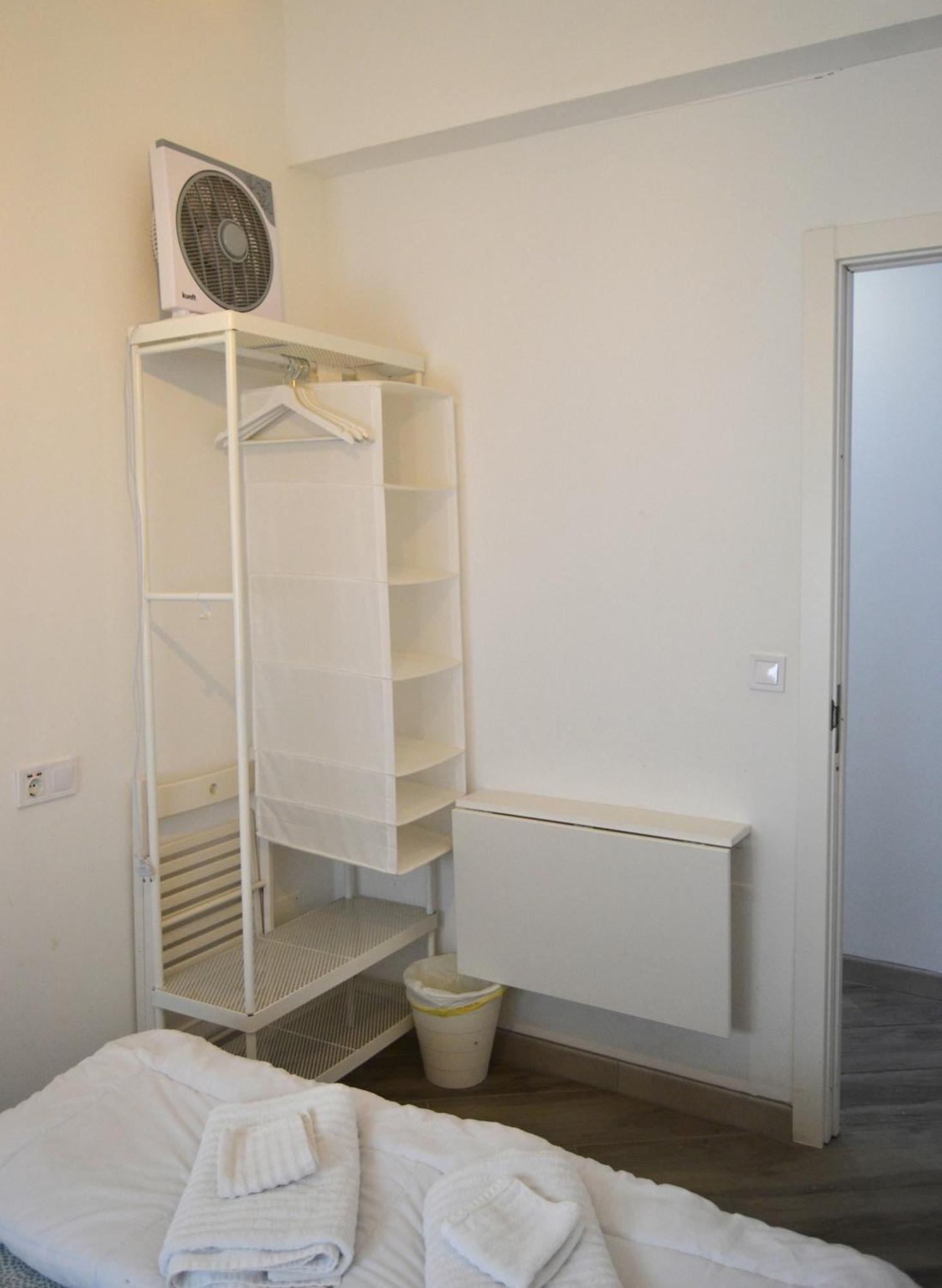 Room With Private Bathroom - Vivienda Vacacional Out Of Blue Santa Cruz de la Palma  Ngoại thất bức ảnh